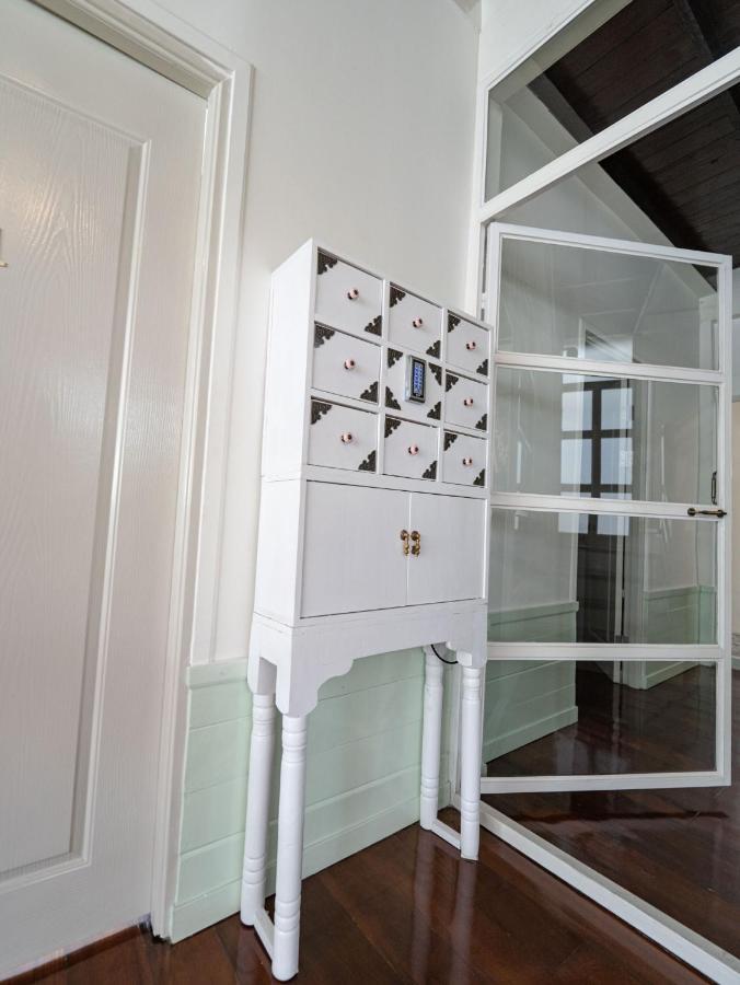 Roomquest Rim Praya Dinsor Road Bangkok Luaran gambar